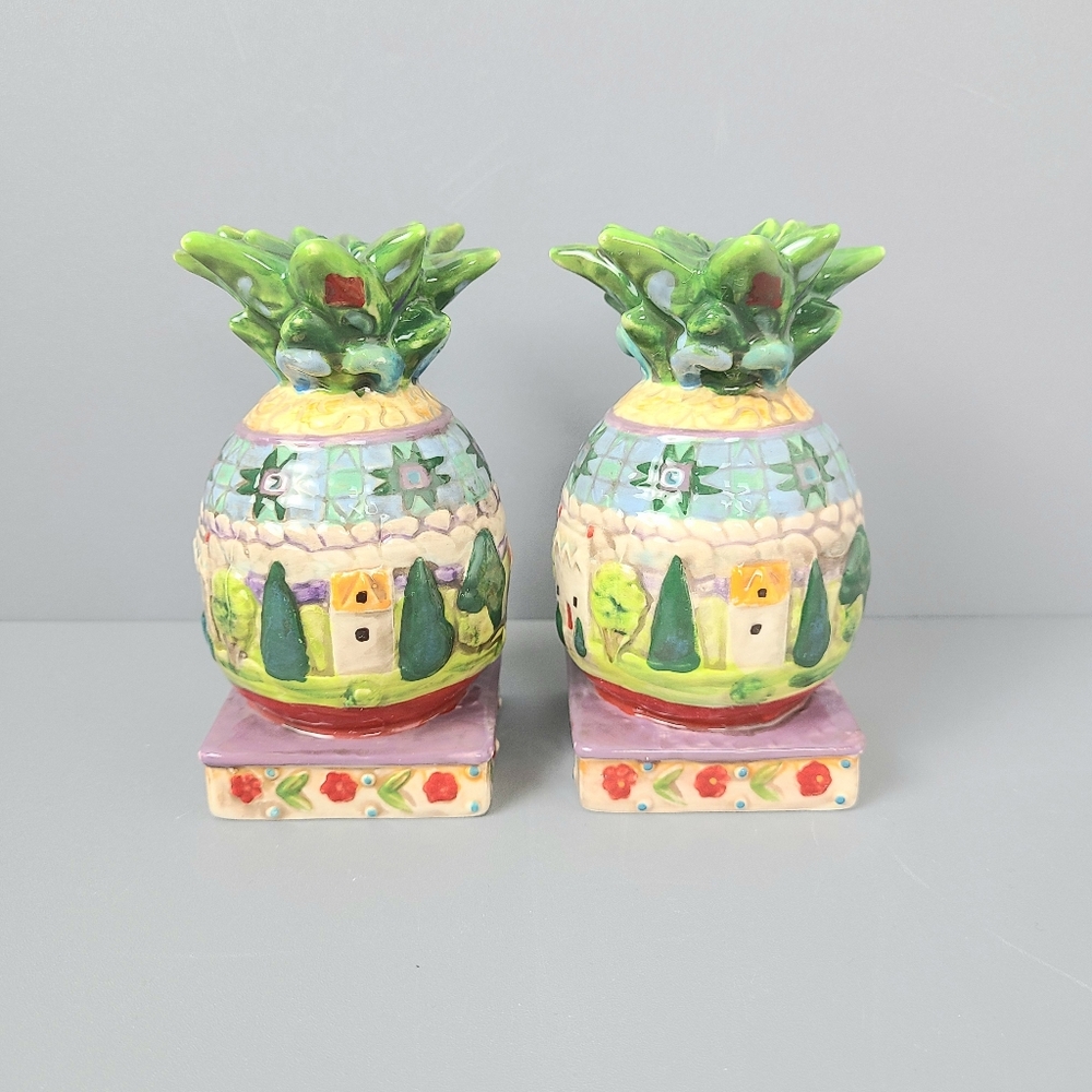 Jim Shore Certified International Salt Pepper-Shaker Set